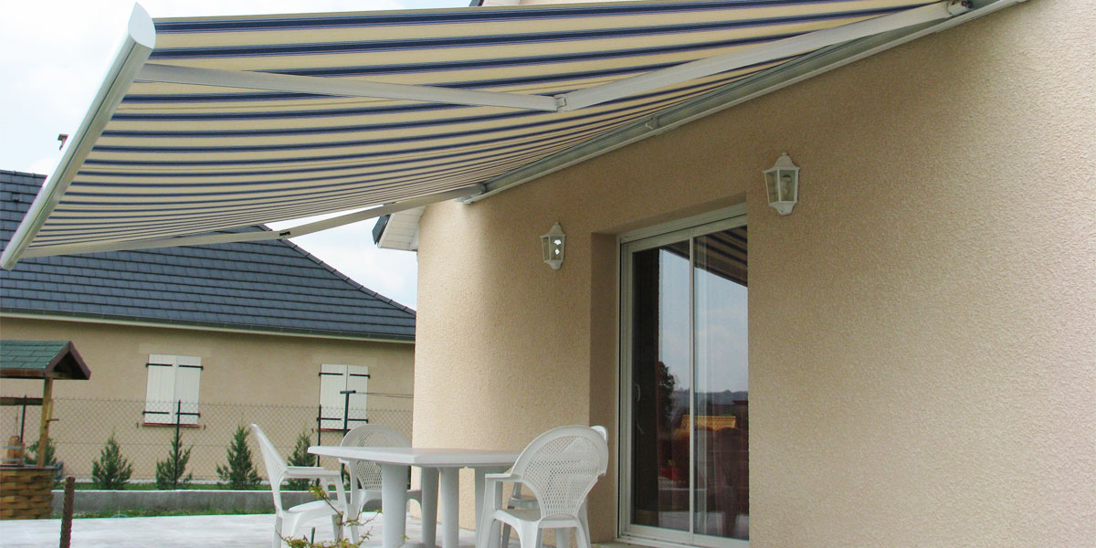 Barnoncel Stores, Fermetures et Menuiseries | Store Coffre ouvert, Stores extérieurs, réparation stores extérieurs, vente et pose de stores extérieurs, stores bannes | Pau (64)